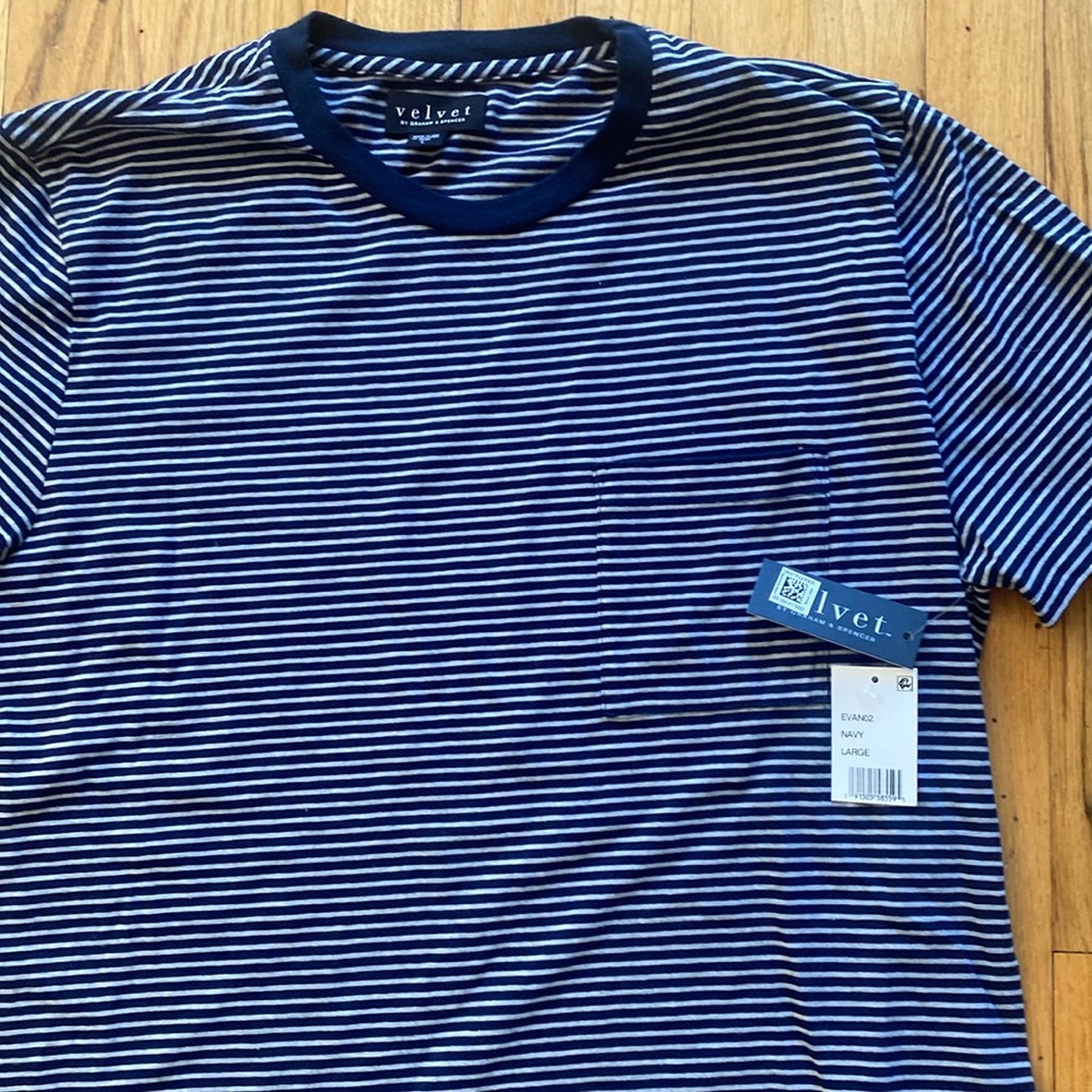 Velvet by Graham & Spencer Men’s L T-shirt NWT